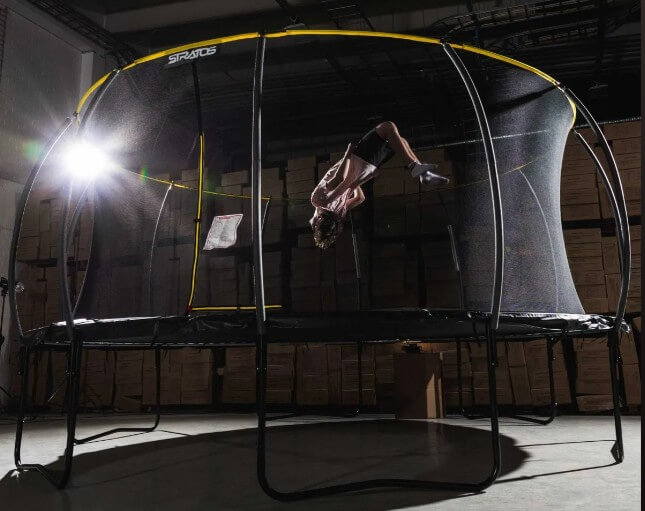 Parhaat suuret trampoliinit – vertailussa parhaat 427–488 cm mallit